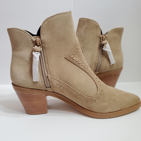 NWOB Rebecca Minkoff Lulu Bootie with defect - Picture 8 of 12